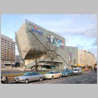 UFA-Kristallpalast in Dresden, photo by Jörg Blobelt on Wikipedia.jpg